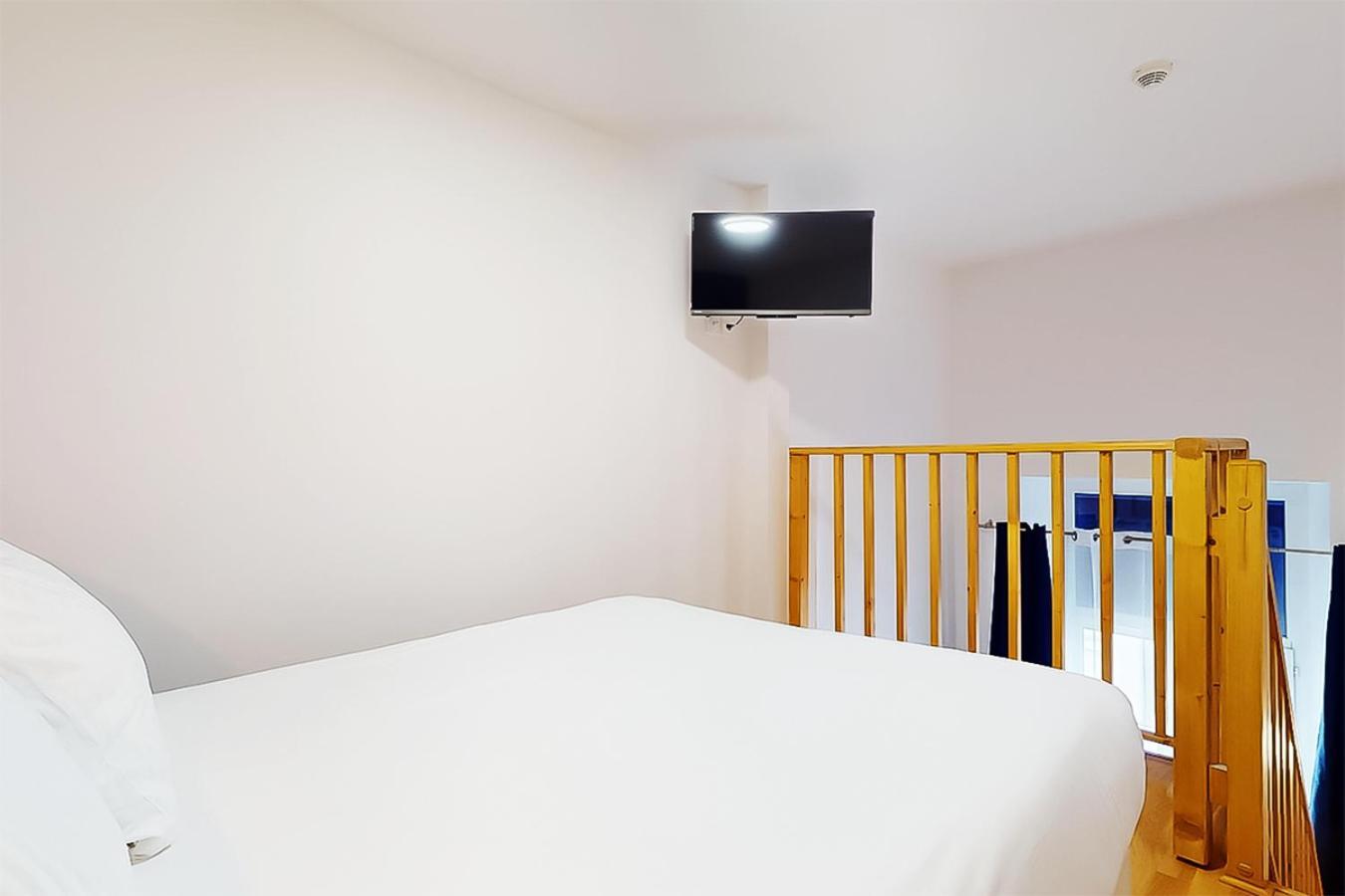 Hotel De Menilmontant Paris Ngoại thất bức ảnh