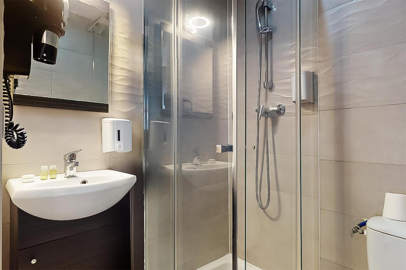 Hotel De Menilmontant Paris Ngoại thất bức ảnh